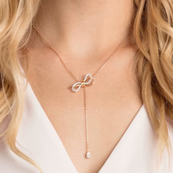 Swarovski Jewelry - Swarovski lifelong bow necklace